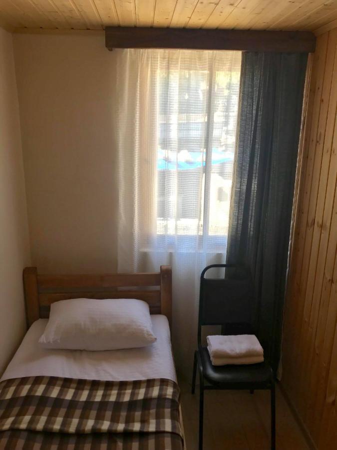 Guest House Gordila Omalo Ngoại thất bức ảnh