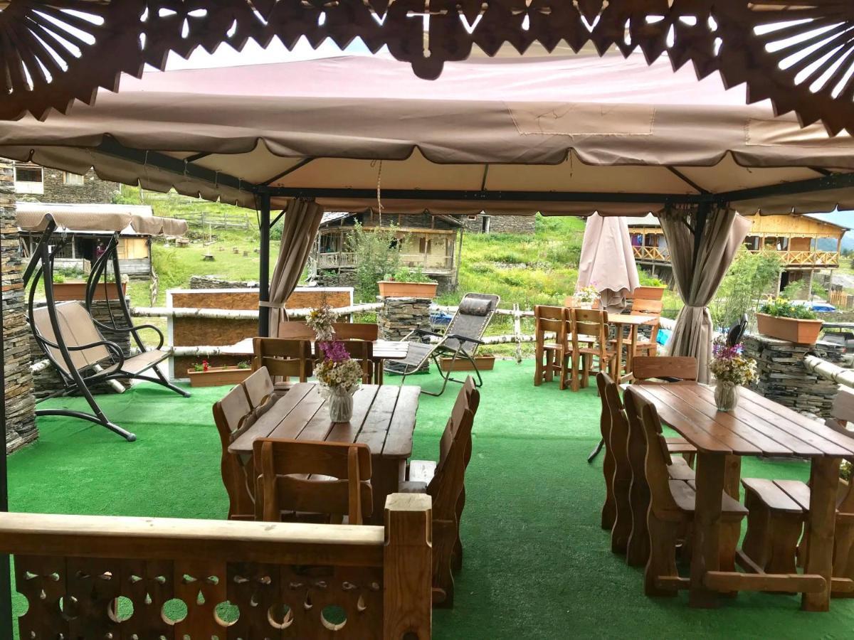 Guest House Gordila Omalo Ngoại thất bức ảnh