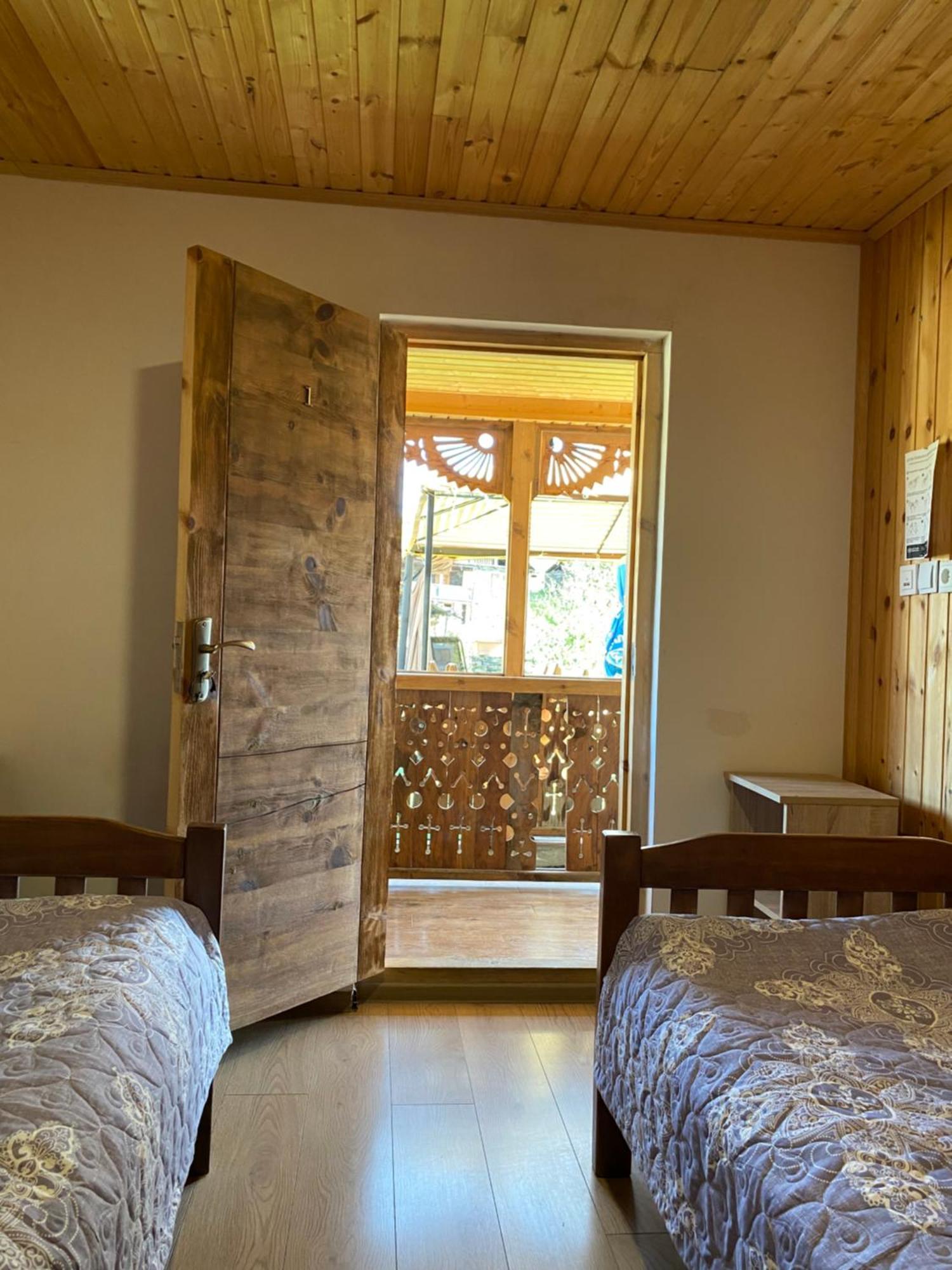 Guest House Gordila Omalo Ngoại thất bức ảnh